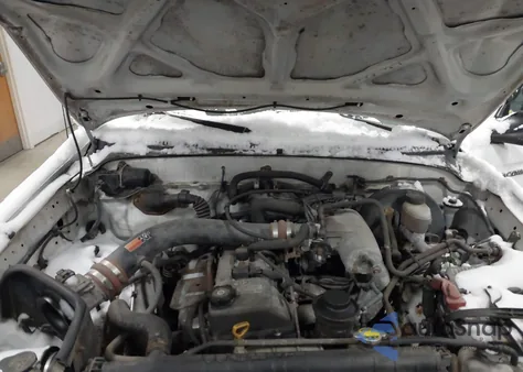 2002 Toyota Tacoma из США, поврежденный, VIN 5TEWM72N12Z019756